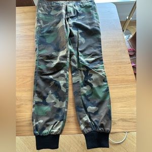 Kith army joggers size 32 perfect condition